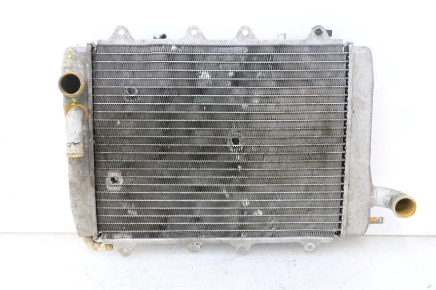 photo de RADIATEUR GILERA GP 800 (2007 - 2013) - Vue d’ensemble
