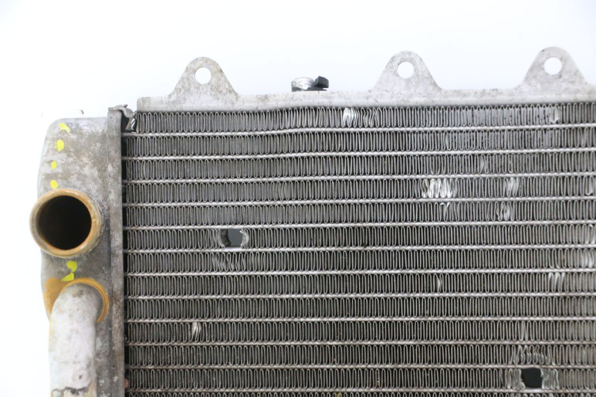 photo de RADIATEUR GILERA GP 800 (2007 - 2013) - État de surface