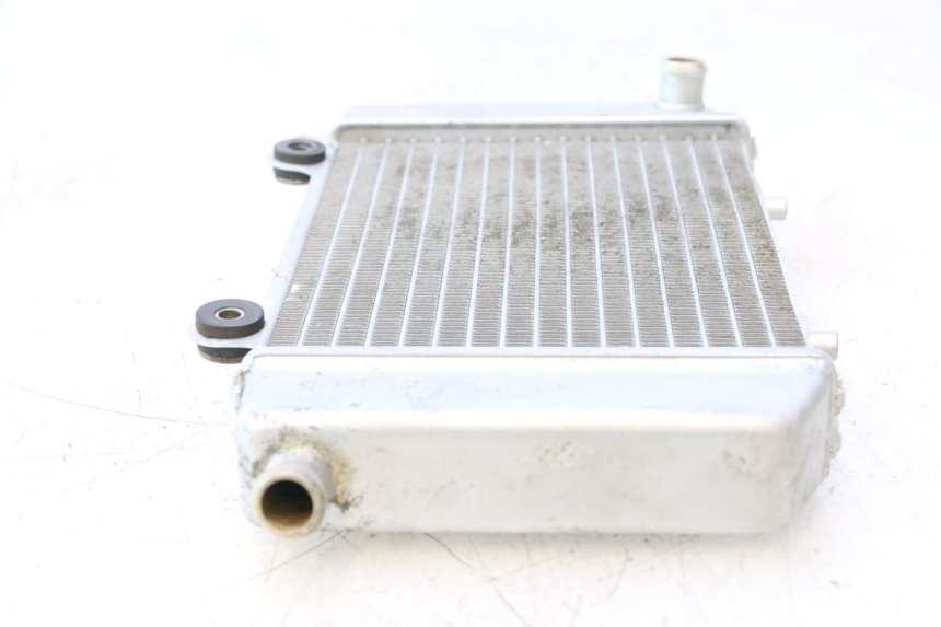 photo de RADIATEUR NECO GPX LC 2T 50 (2014 - 2018) - Points de fixation
