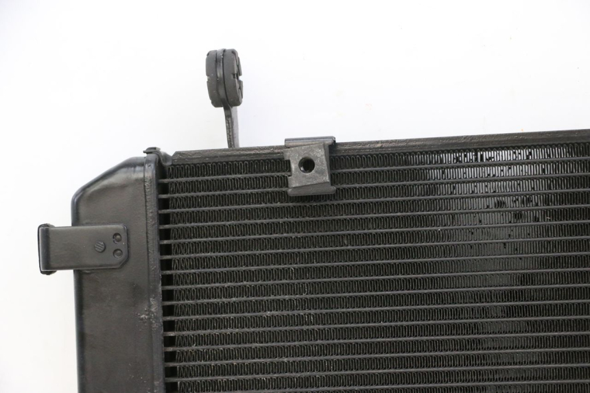 photo de RADIATEUR SUZUKI GSR 750 (2011 - 2017)