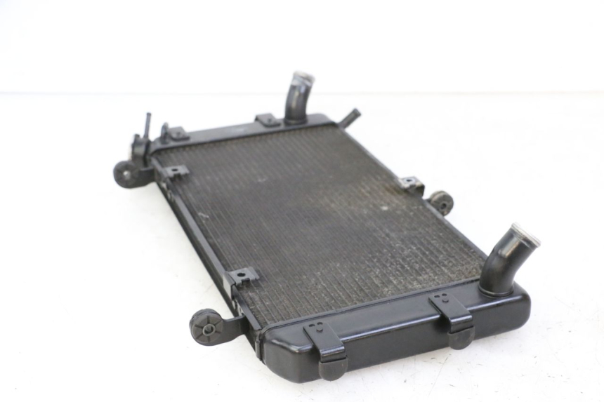 photo de RADIATEUR SUZUKI GSR 750 (2011 - 2017)