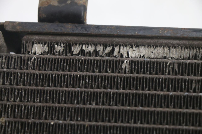 photo de RADIATEUR SYM GTS EVO 125 (2009 - 2013) - État de surface
