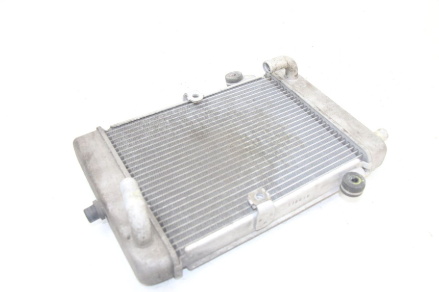 photo de RADIATEUR HONDA SH i 300 (2015 - 2020) - Gros plan technique