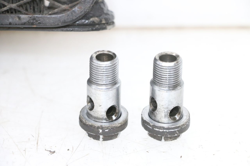 photo de RADIATEUR HUILE SUZUKI DL V STROM 1000 (2002 - 2007) - Détail de la pièce