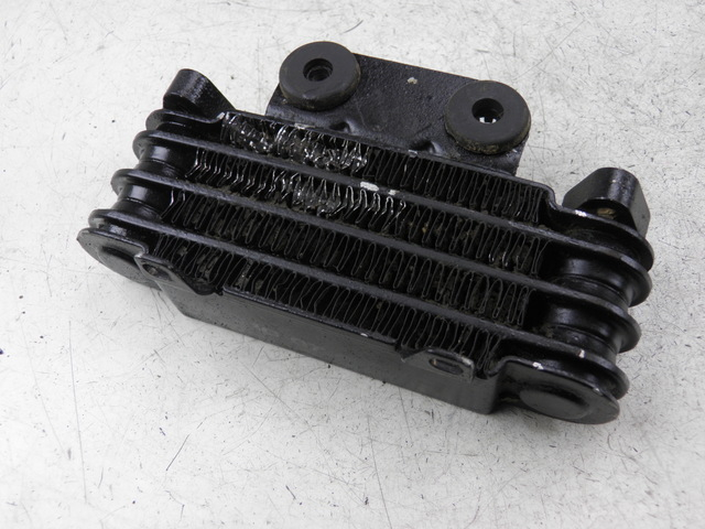 photo de RADIATEUR HUILE KYMCO QUANNON 125 (2007 - 2014)