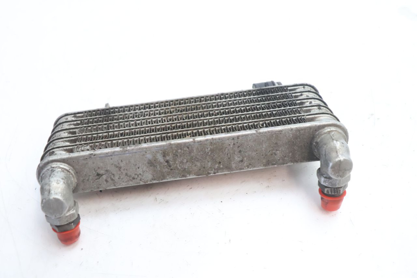 photo de RADIATEUR HUILE DUCATI SS IE DS CARENEE 1000 (2002 - 2006) - Gros plan technique