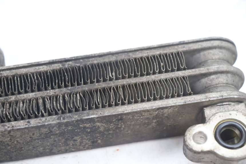 photo de RADIATEUR HUILE HONDA VFR FI RC46 800 (1998 - 2001) - État de surface