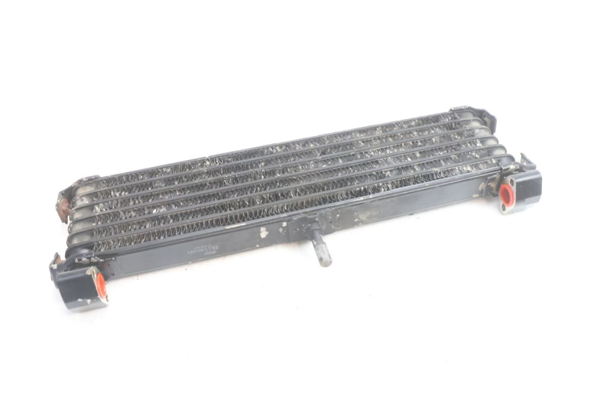 photo de RADIATEUR HUILE YAMAHA XJR 1300 (1998 - 2002) - Gros plan technique
