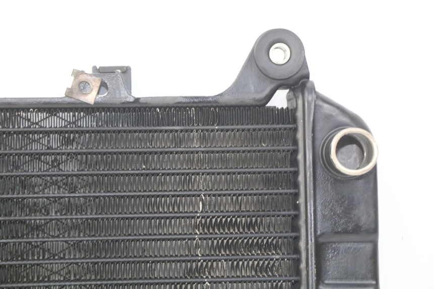 photo de RADIATEUR KAWASAKI ZZR 600 (1995 - 2004)