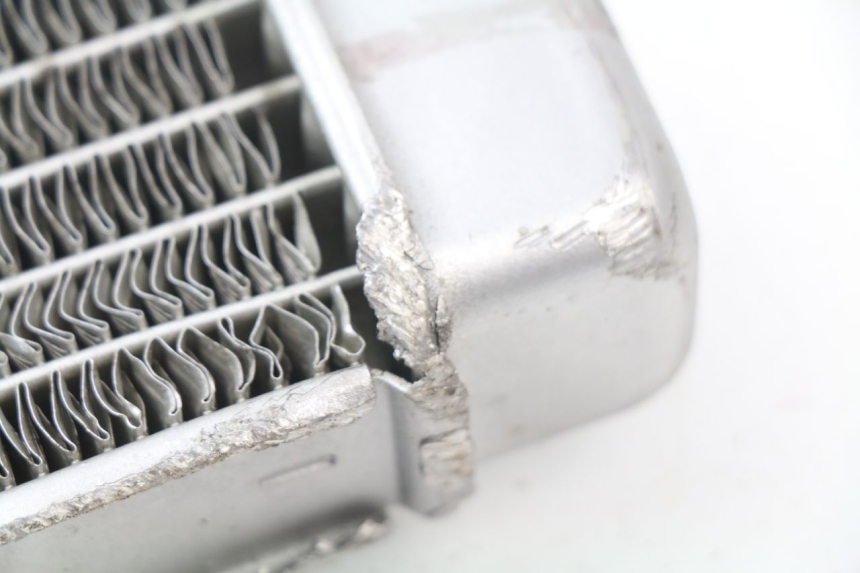 photo de RADIATEUR PEUGEOT LUDIX BLASTER 50 (2006 - 2014)