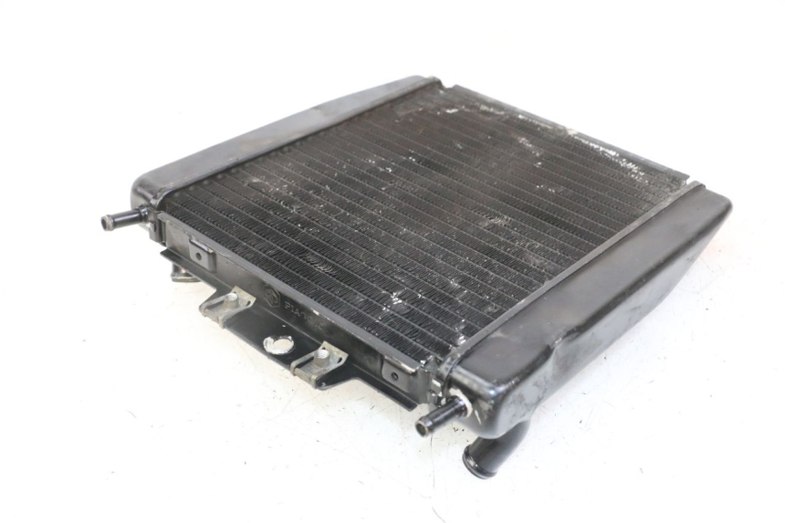 photo de RADIATEUR PIAGGIO MP3 LT 400 (2007 - 2012)