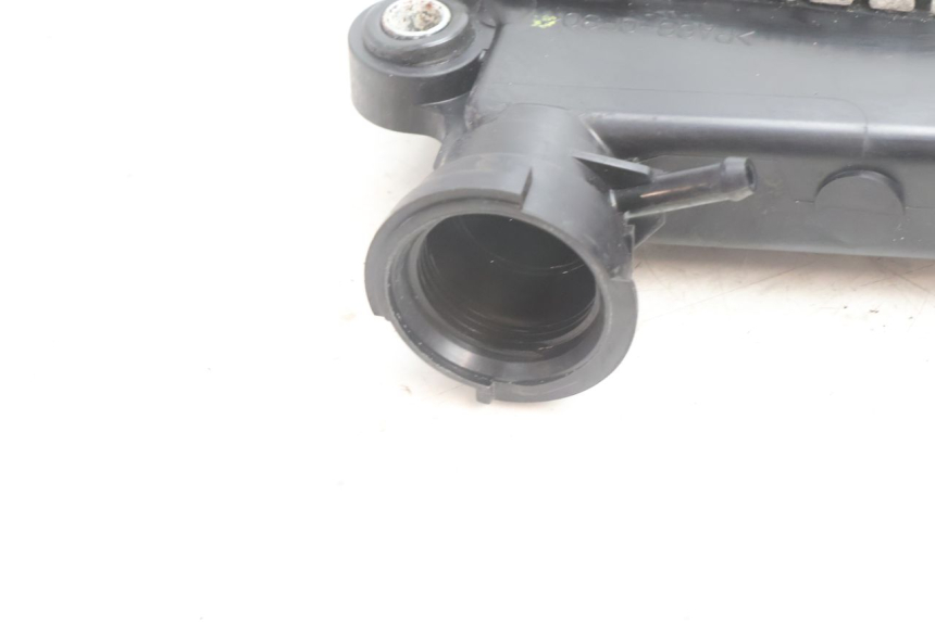 photo de RADIATEUR YAMAHA N-MAX NMAX 125 (2021 - 2024) - Points de fixation