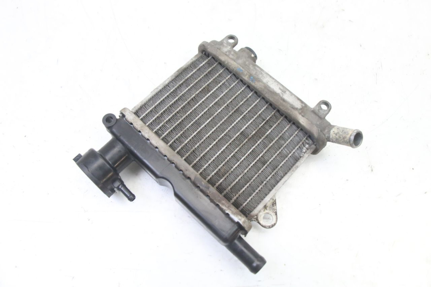 photo de RADIATEUR MBK OVETTO 4T 50 (2008 - 2016)
