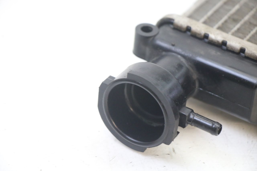 photo de RADIATEUR MBK OVETTO 4T 50 (2008 - 2016)