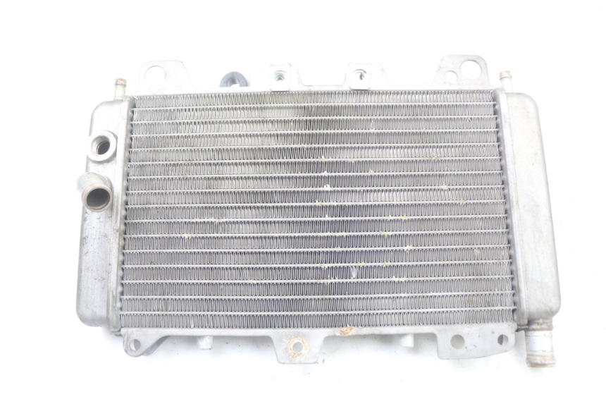 photo de RADIATEUR PIAGGIO BEVERLY 125 (1998 - 2005)