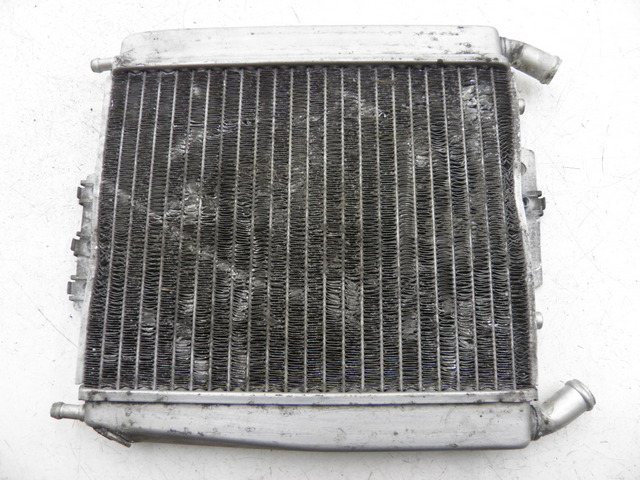 photo de RADIATEUR PIAGGIO X8 125 (2004 - 2007)