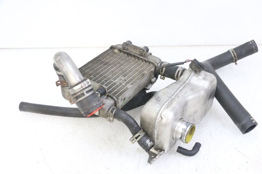 photo de RADIATEUR PEUGEOT SATELIS COMPRESSOR K15 125 (2006 - 2009)