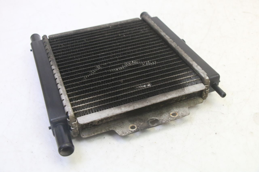 photo de RADIATEUR PEUGEOT SATELIS 125 (2013 - 2018)