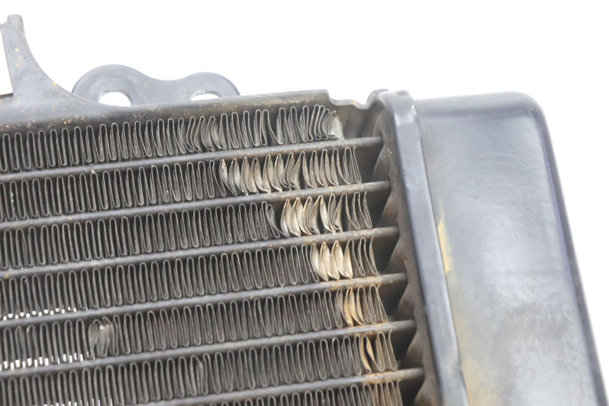 photo de RADIATEUR HONDA SH 125 (2001 - 2003) - État de surface