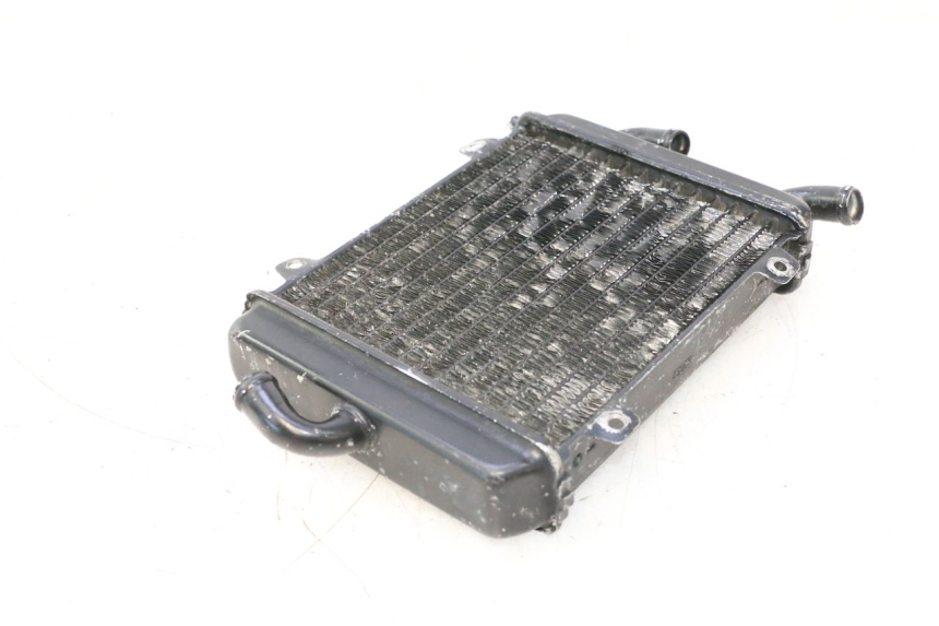 photo de RADIATEUR PEUGEOT SPEEDFIGHT LC 50 (1996 - 2002) - Points de fixation