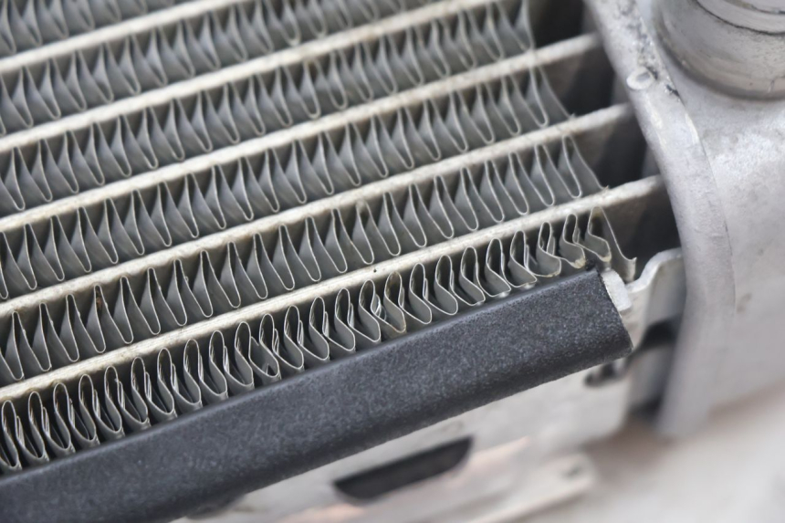 photo de RADIATEUR CAN-AM SPYDER RS 1000 (2008 - 2012) - Gros plan technique