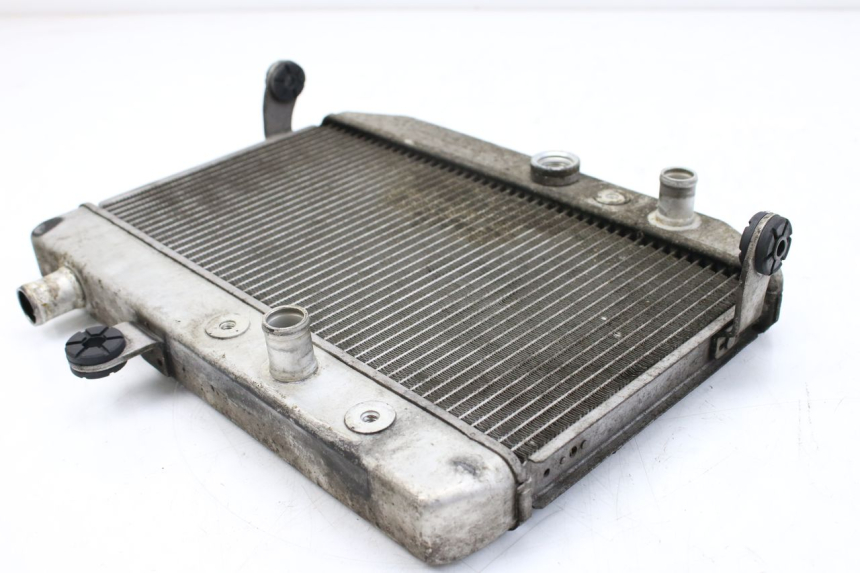 photo de RADIATEUR SUZUKI AN BURGMAN 400 (2006 - 2010)