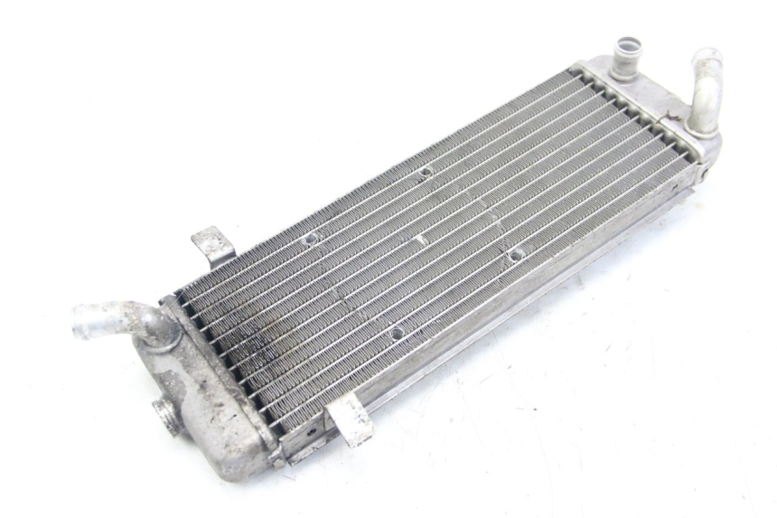 photo de RADIATEUR SUZUKI UH BURGMAN 125 (2002 - 2006)