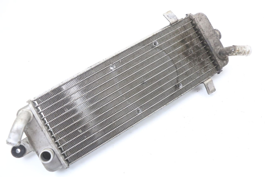 photo de RADIATEUR SUZUKI UH BURGMAN 125 (2002 - 2006)