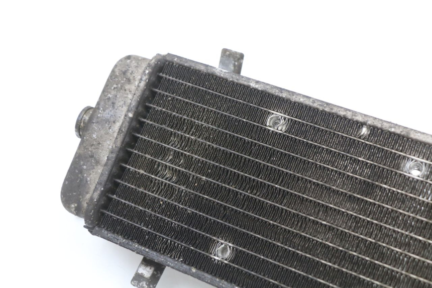 photo de RADIATEUR SUZUKI UH BURGMAN 125 (2002 - 2006)