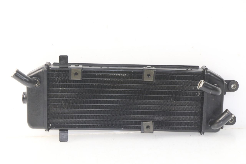 photo de RADIATEUR SUZUKI UC EPICURO 125 (1999 - 2003)