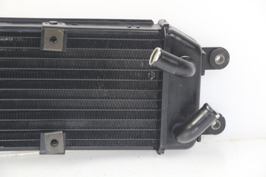 photo de RADIATEUR SUZUKI UC EPICURO 125 (1999 - 2003)