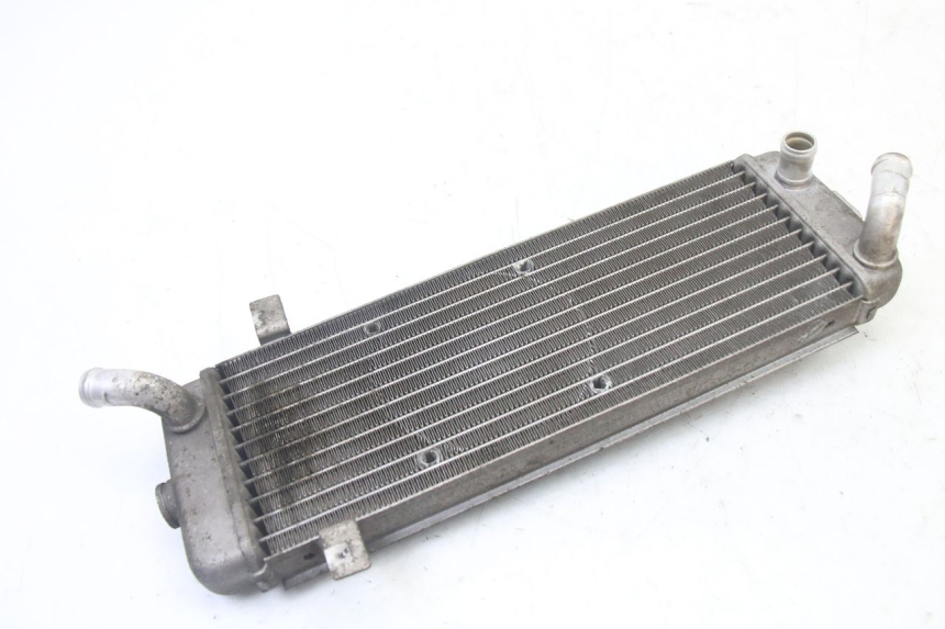 photo de RADIATEUR SUZUKI UH BURGMAN 125 (2002 - 2006)