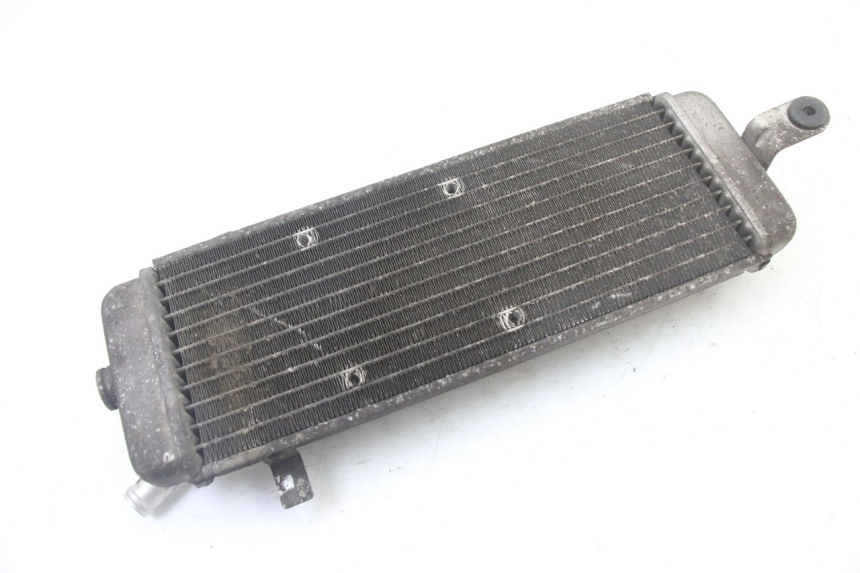 photo de RADIATEUR SUZUKI UH BURGMAN 125 (2002 - 2006)
