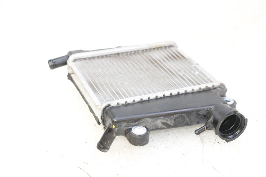photo de RADIATEUR YAMAHA XMAX X-MAX 125 (2021 - 2025) - Détail de la pièce