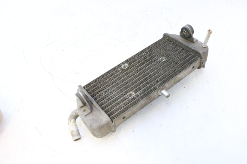 photo de RADIATEUR YAMAHA XMAX X-MAX 125 (2006 - 2009) - Vue d’ensemble