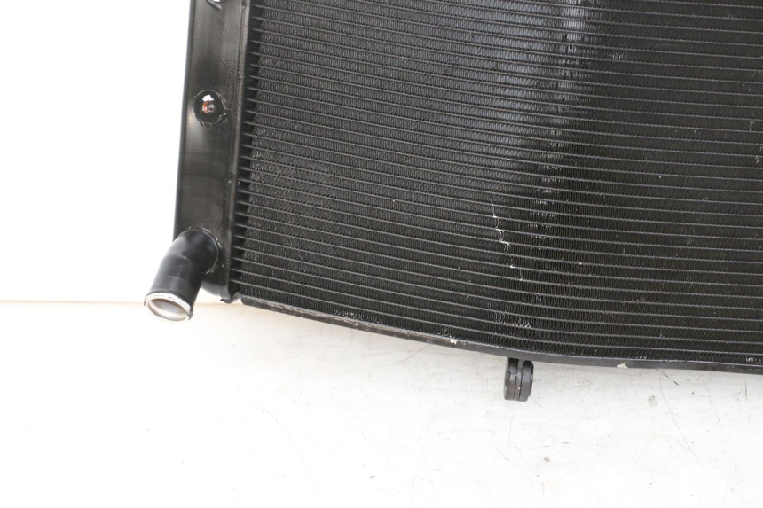 photo de RADIATEUR YAMAHA FZ1 FAZER 1000 (2007 - 2009)