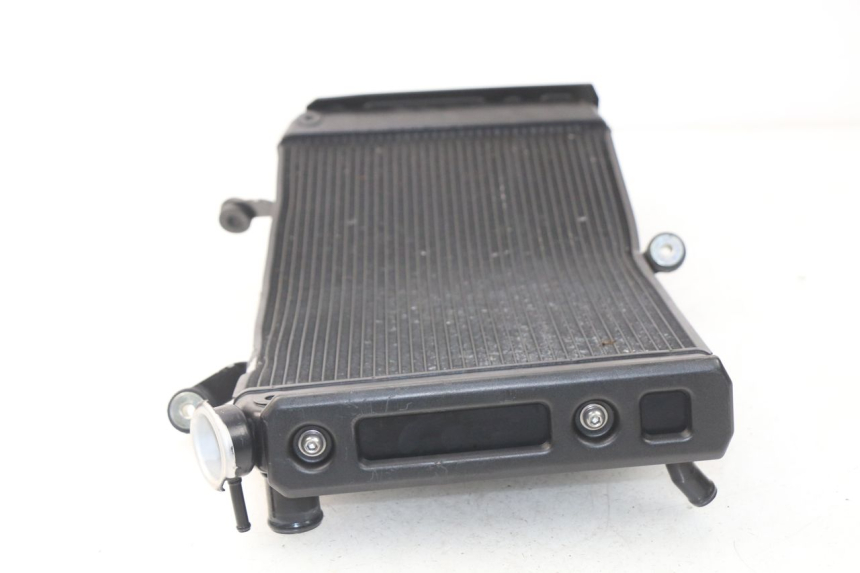 photo de RADIATEUR YAMAHA FZ8 800 (2010 - 2016)