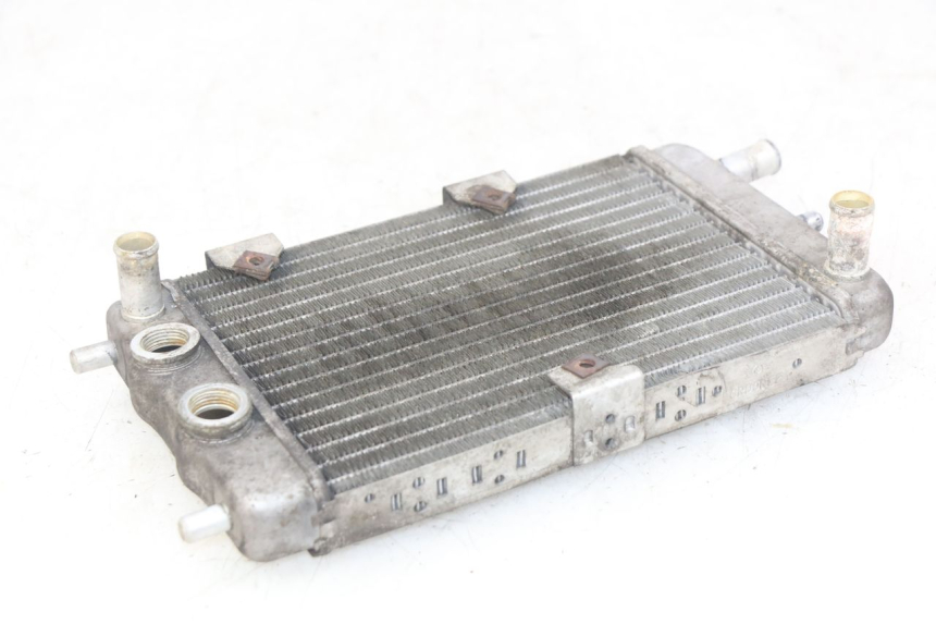 photo de RADIATEUR YAMAHA YP MAJESTY 125 (2007 - 2010)