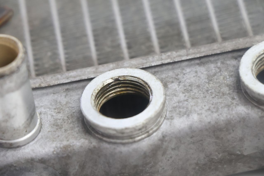 photo de RADIATEUR YAMAHA YP MAJESTY 125 (2007 - 2010) - Points de fixation