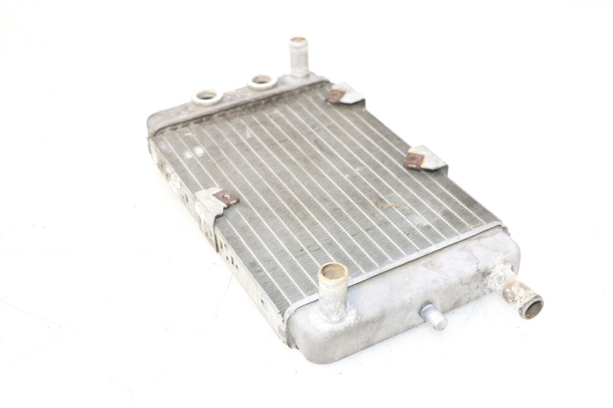 photo de RADIATEUR YAMAHA YP MAJESTY 125 (2002 - 2006) - Autre angle de vue
