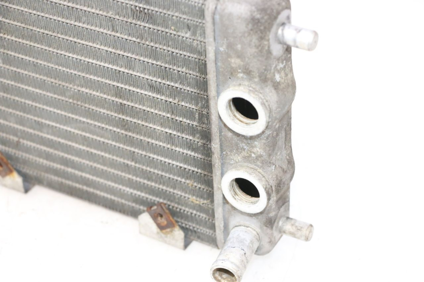 photo de RADIATEUR YAMAHA YP MAJESTY 125 (2002 - 2006) - Marquages et références