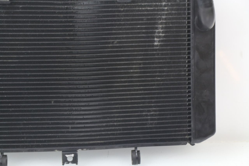 photo de RADIATEUR KAWASAKI Z ABS 750 (2007 - 2013) - Détails caractéristiques