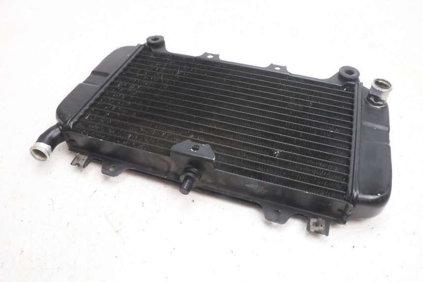 photo de RADIATEUR KAWASAKI ZZR 600 (1995 - 2004) - Vue d’ensemble