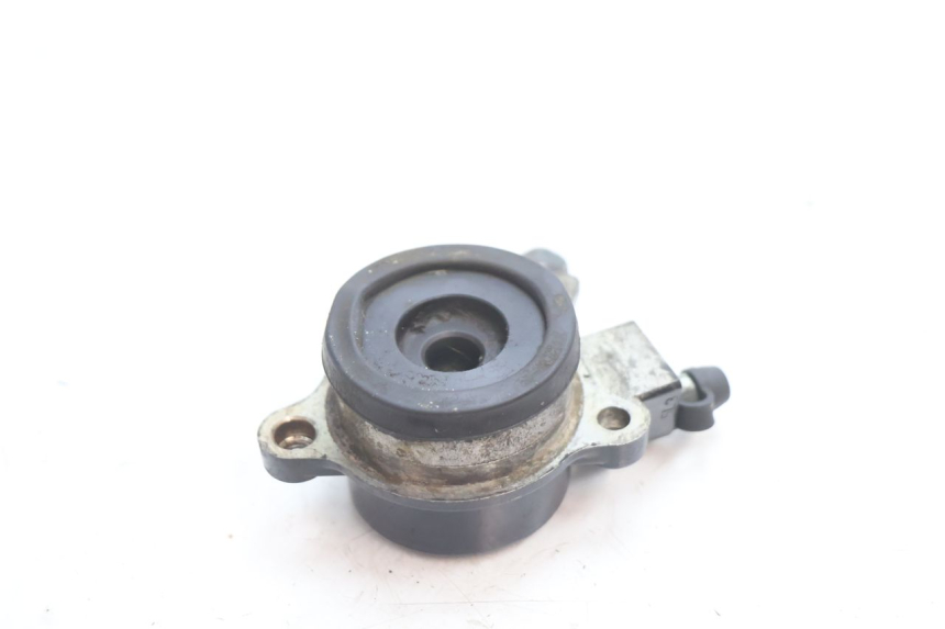 photo de RECEPTEUR EMBRAYAGE YAMAHA YZF R GENESIS 750 (1993 - 1998) - Autre angle de vue