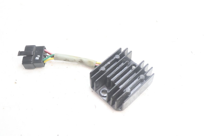 photo de REGULATEUR CHARGE KYMCO AGILITY CITY 2T 50 (2008 - 2016) - Vue principale