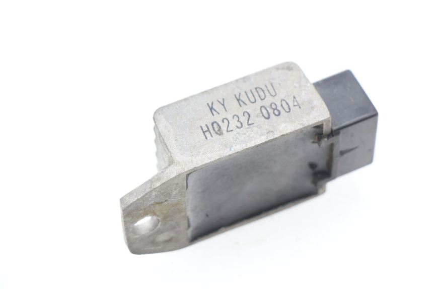 photo de REGULATEUR CHARGE KYMCO AGILITY PREMIUM 50 (2007 - 2010)