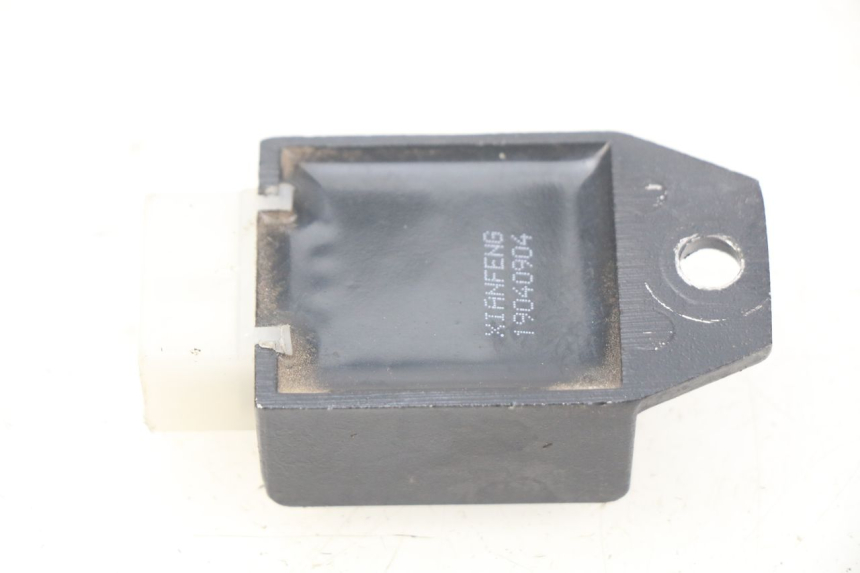 photo de REGULATEUR CHARGE APOLLO RXF 125