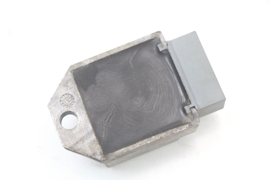 photo de REGULATEUR CHARGE APRILIA RS 50 (2006 - 2010)