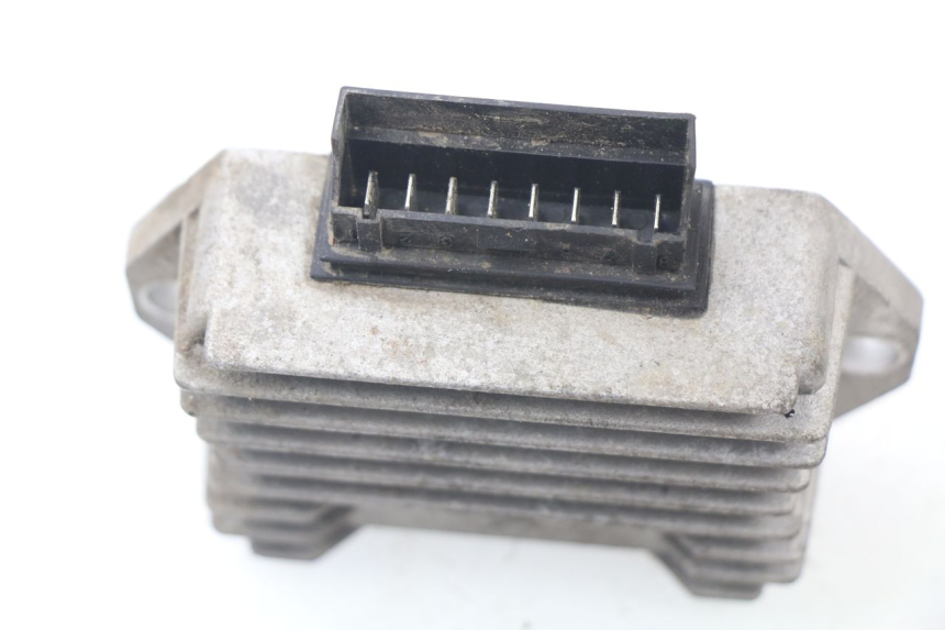 photo de REGULATEUR CHARGE APRILIA SR 2T 50 (2012 - 2017)