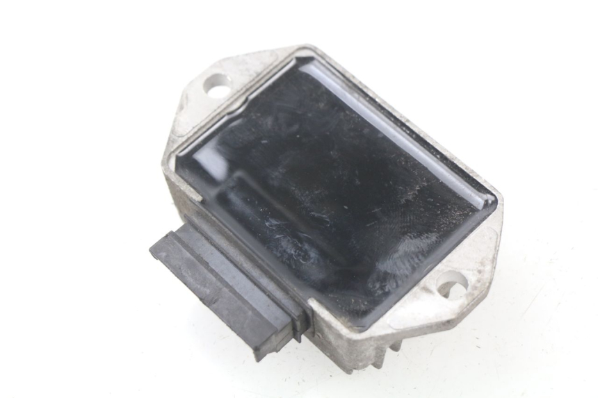 photo de REGULATEUR CHARGE APRILIA SR 2T 50 (2012 - 2017)